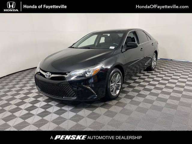 2017 Toyota Camry SE FWD photo