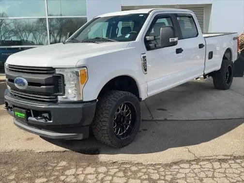 2017 Ford F-250 Super Duty XL 4WD photo