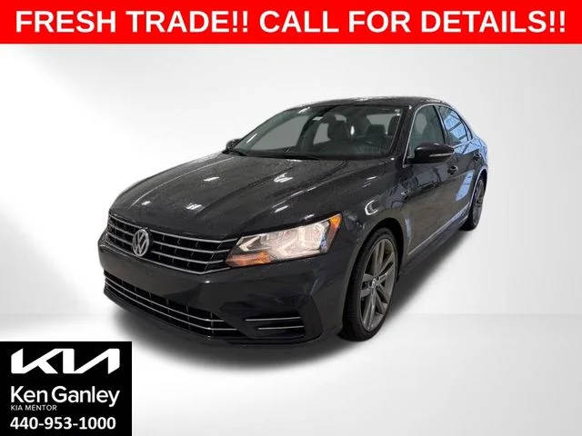 2017 Volkswagen Passat R-Line w/Comfort Pkg FWD photo