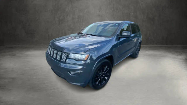 2017 Jeep Grand Cherokee Altitude RWD photo