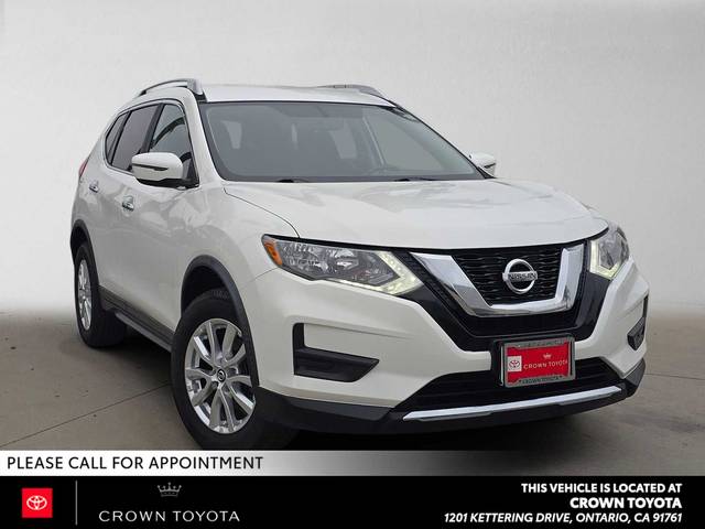 2017 Nissan Rogue SV AWD photo