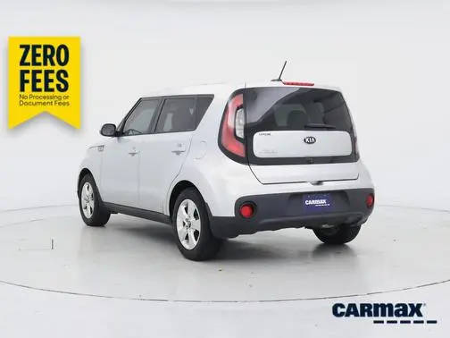 2017 Kia Soul Base FWD photo