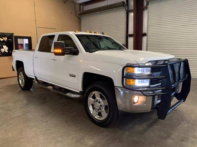 2017 Chevrolet Silverado 2500HD LT 4WD photo