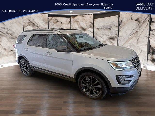 2017 Ford Explorer XLT 4WD photo