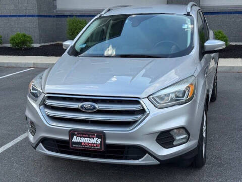 2017 Ford Escape Titanium 4WD photo