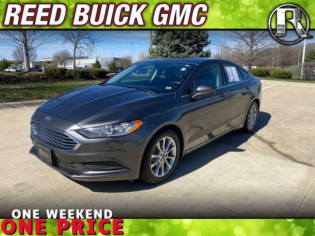 2017 Ford Fusion SE FWD photo