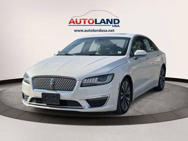 2017 Lincoln MKZ Reserve AWD photo