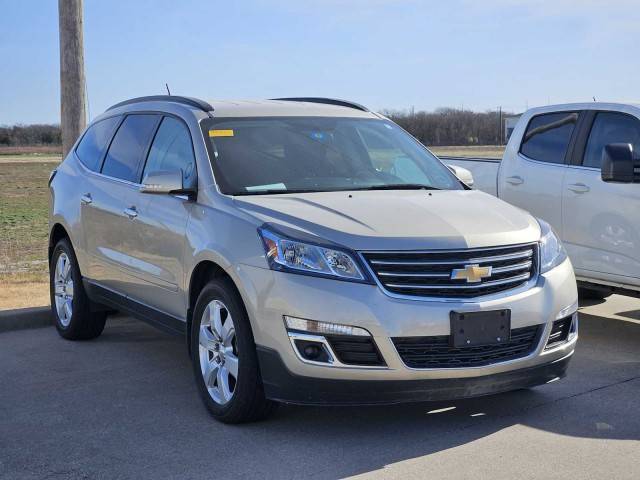2017 Chevrolet Traverse LT FWD photo