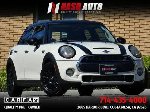 2017 MINI Hardtop 4 Door Cooper S FWD photo