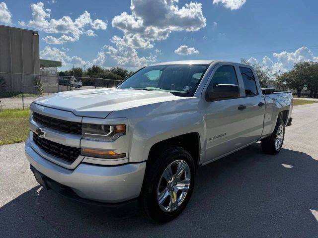 2017 Chevrolet Silverado 1500 Custom 4WD photo