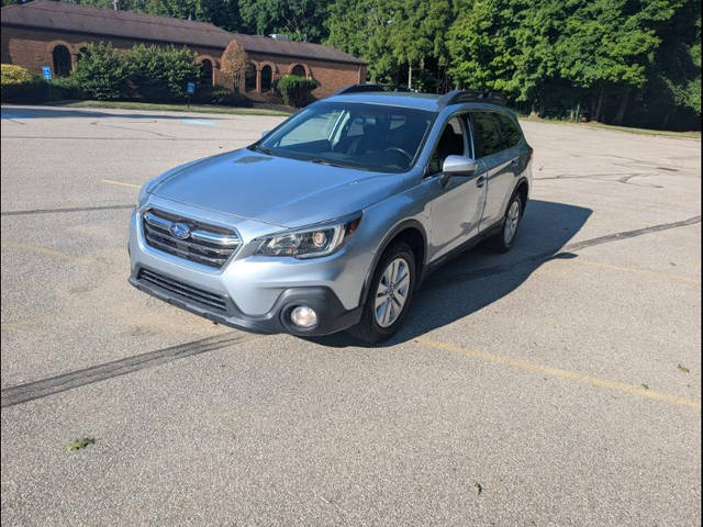 2017 Subaru Outback Premium AWD photo