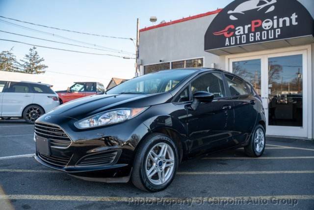 2017 Ford Fiesta SE FWD photo