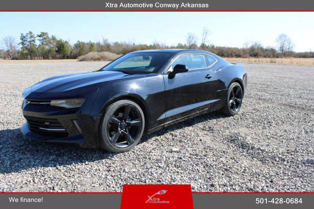 2017 Chevrolet Camaro 1LT RWD photo