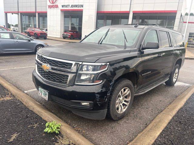 2016 Chevrolet Suburban LT 4WD photo
