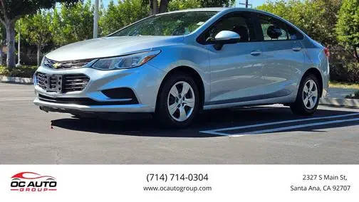 2017 Chevrolet Cruze LS FWD photo