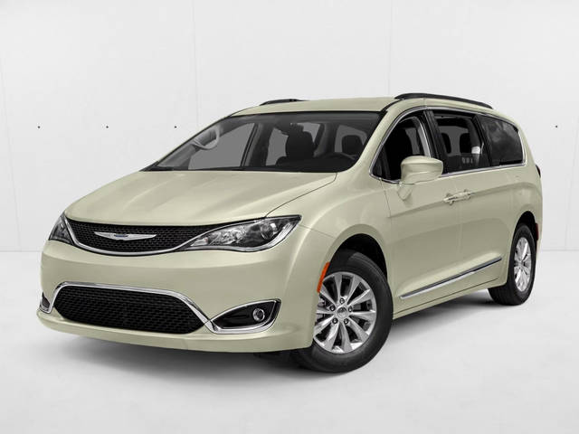 2017 Chrysler Pacifica Minivan Limited FWD photo
