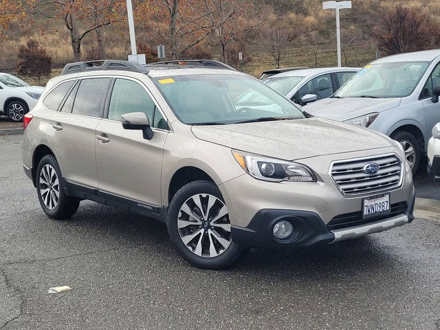 2017 Subaru Outback Limited AWD photo