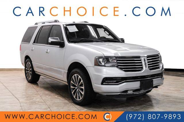 2017 Lincoln Navigator Select RWD photo