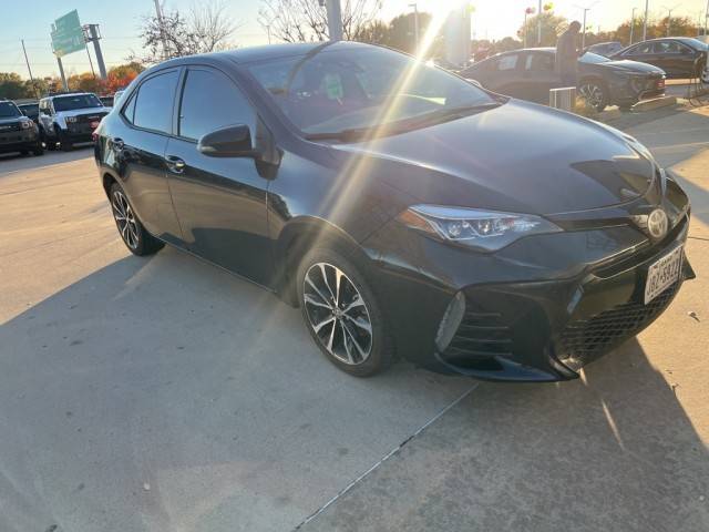 2017 Toyota Corolla SE FWD photo