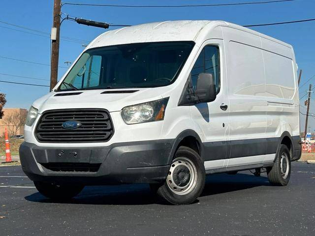 2017 Ford Transit Van  RWD photo