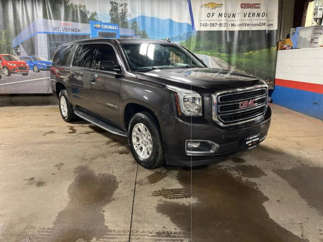 2017 GMC Yukon XL SLT 4WD photo