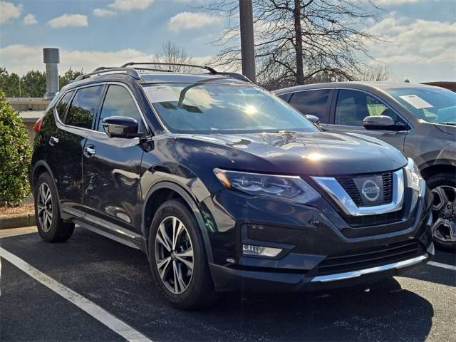 2017 Nissan Rogue SL FWD photo