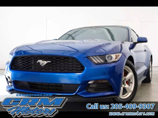 2017 Ford Mustang V6 RWD photo