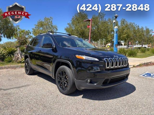 2017 Jeep Cherokee Latitude FWD photo