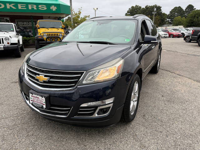 2017 Chevrolet Traverse Premier FWD photo