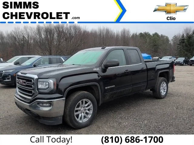 2017 GMC Sierra 1500 SLE 4WD photo