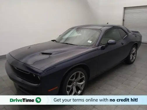 2017 Dodge Challenger SXT Plus RWD photo