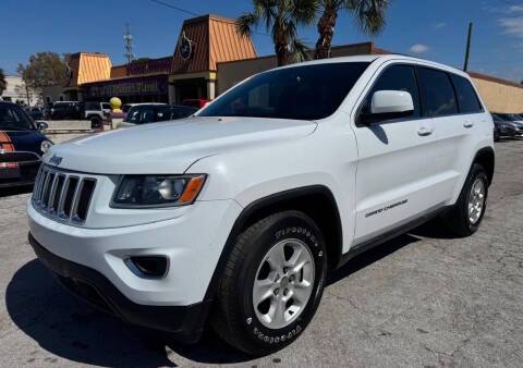 2015 Jeep Grand Cherokee Laredo RWD photo