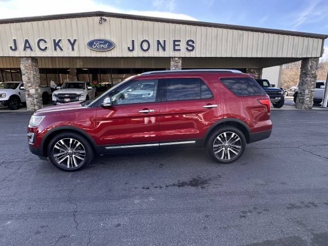 2017 Ford Explorer Platinum 4WD photo