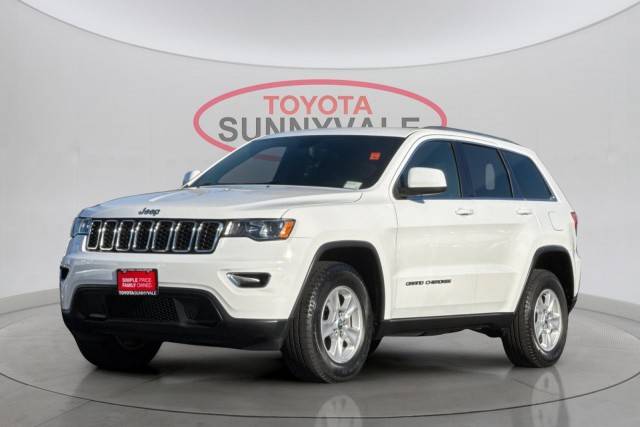 2017 Jeep Grand Cherokee Laredo 4WD photo