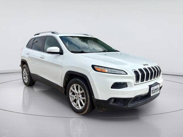 2017 Jeep Cherokee Latitude FWD photo