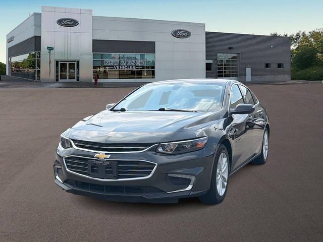 2017 Chevrolet Malibu LT FWD photo