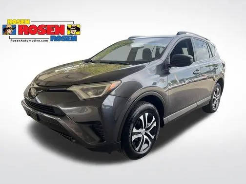2017 Toyota RAV4 LE AWD photo