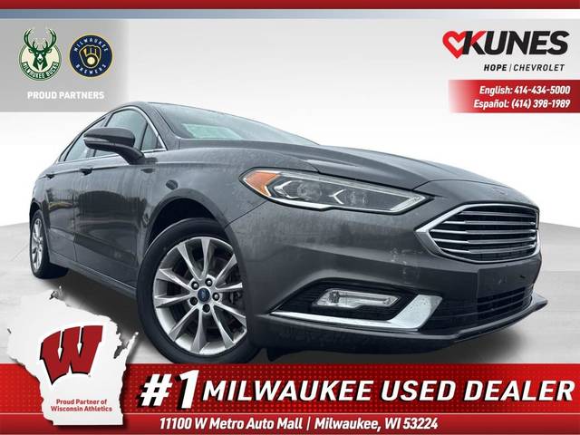 2017 Ford Fusion SE FWD photo