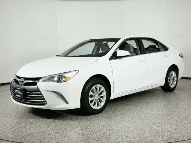 2017 Toyota Camry LE FWD photo