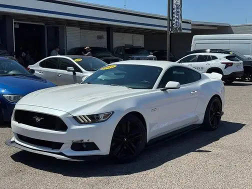 2017 Ford Mustang GT RWD photo
