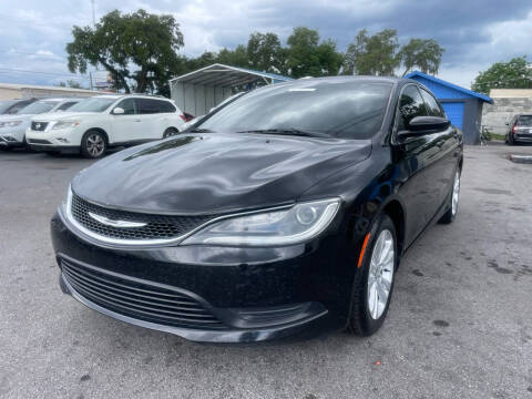 2017 Chrysler 200 Touring FWD photo