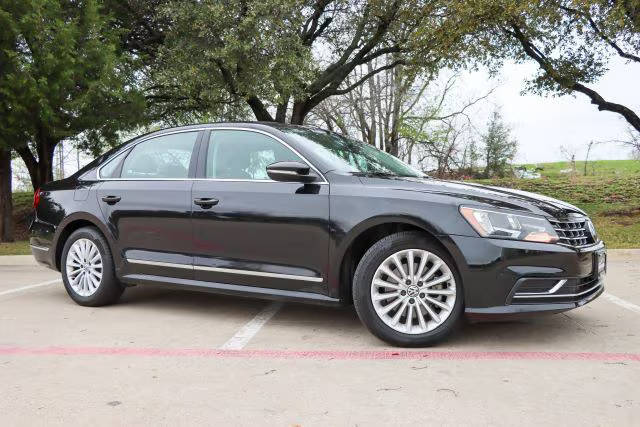 2017 Volkswagen Passat 1.8T SE FWD photo