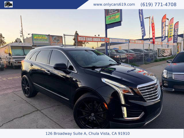 2017 Cadillac XT5 Platinum AWD AWD photo