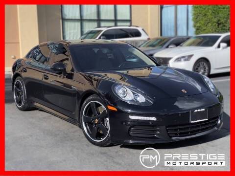 2016 Porsche Panamera 4 AWD photo