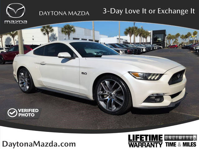 2017 Ford Mustang GT Premium RWD photo