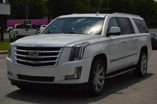 2017 Cadillac Escalade ESV Luxury 4WD photo