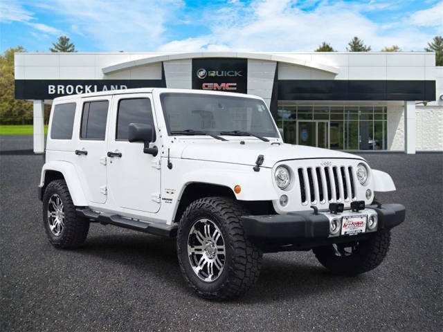 2017 Jeep Wrangler Unlimited Sahara 4WD photo