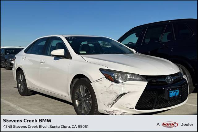 2017 Toyota Camry SE FWD photo