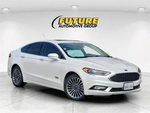 2017 Ford Fusion Energi Platinum FWD photo