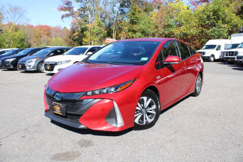 2017 Toyota Prius Prime Premium FWD photo